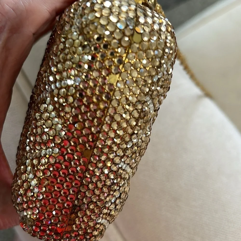 Elegant delill Italy Gold Crystal Evening Clutch- beautiful bag missing stones
